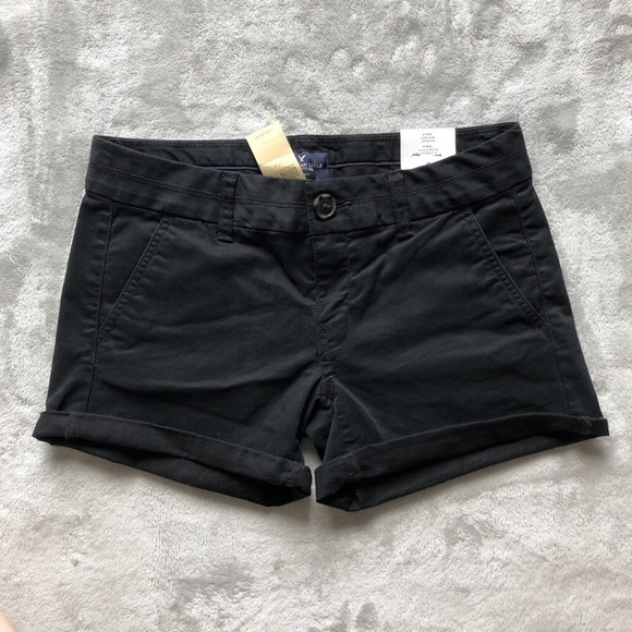 Shorts - Picture 1 of 3